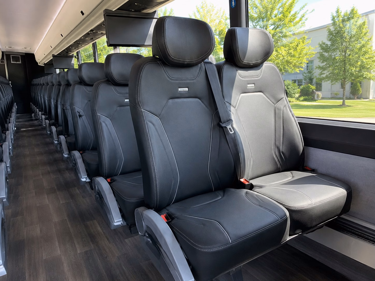 for quick and easy wedding transportation quotes in overland park coachbusoverlandpark com has you covered