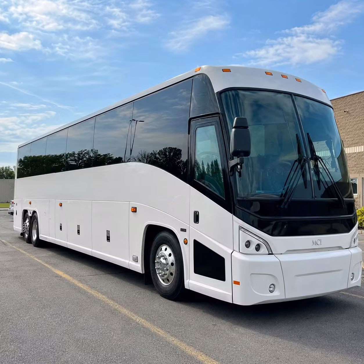 starlight theatre and outdoor concert shuttle bus rentals from overland park